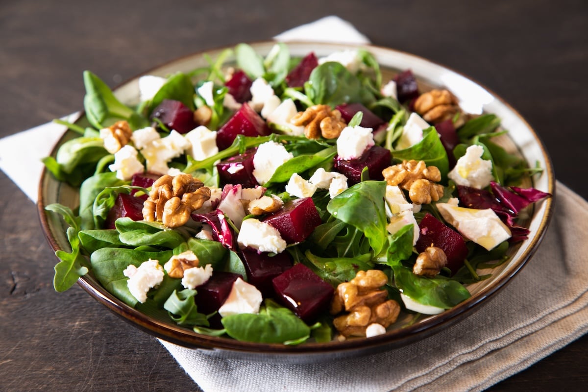 Best-foods-for-brain-health-beet-salad
